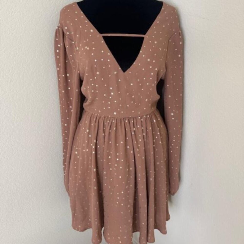 BCBGeneration Star detail Nude Deep V-Neck Festival Dress | Size 2